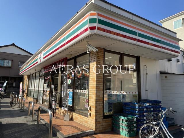 コンビニ　セブン-イレブン 川口青木３丁目店（コンビニ）まで155m