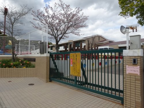 幼稚園・保育園　認定こども園六甲藤原台幼稚園（幼稚園・保育園）まで1347m