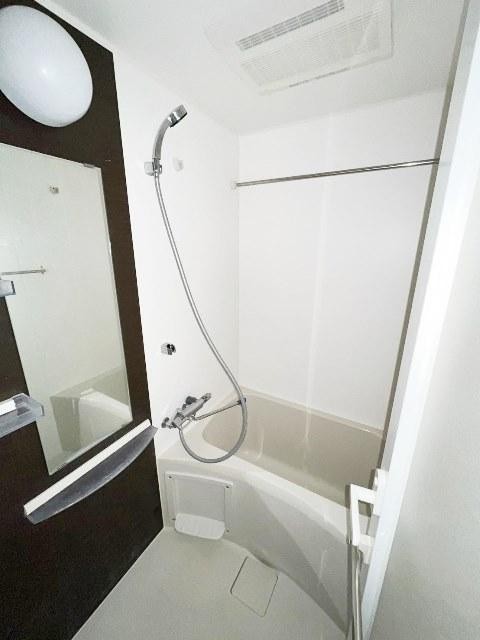 バス・シャワールーム　別部屋同仕様タイプ