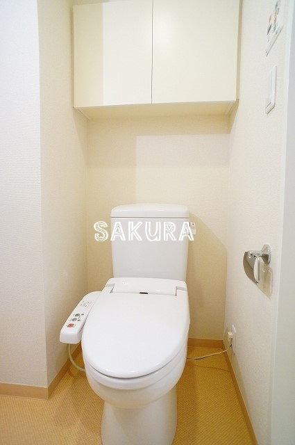トイレ　落ち着いた色調のトイレです♪