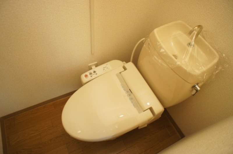 トイレ　図面と現状に相違がある場合には現状を優先