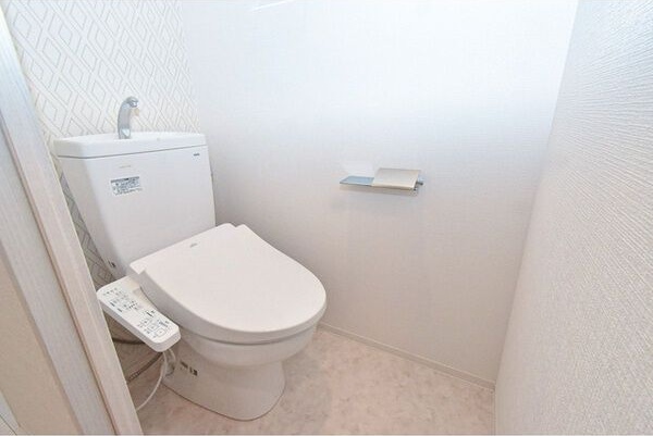 エスリード大須プレシアのトイレ写真