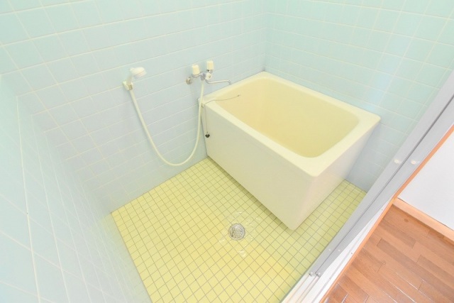新具マンションの風呂写真