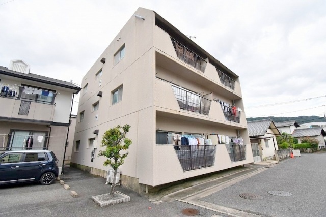 新具マンションの外観写真