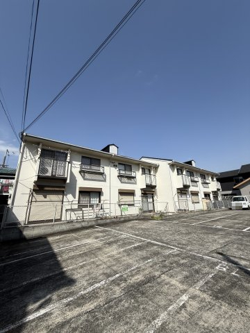 建物外観　日当たり良好です。