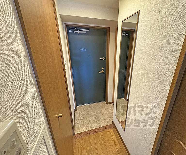 リーガル京都四条河原町通りの玄関写真