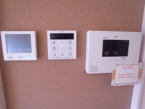 セキュリティ　カメラ付インターホン