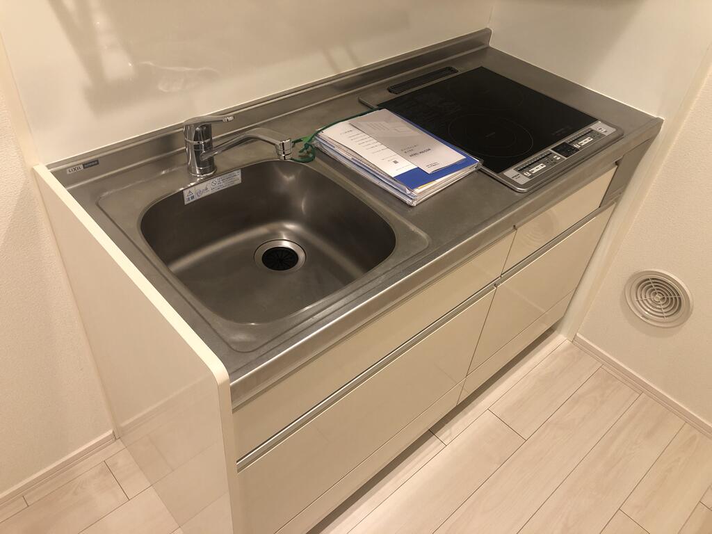 キッチン　※別号室の参考写真となります。