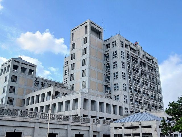 役所　浦添市役所（役所）まで2600m