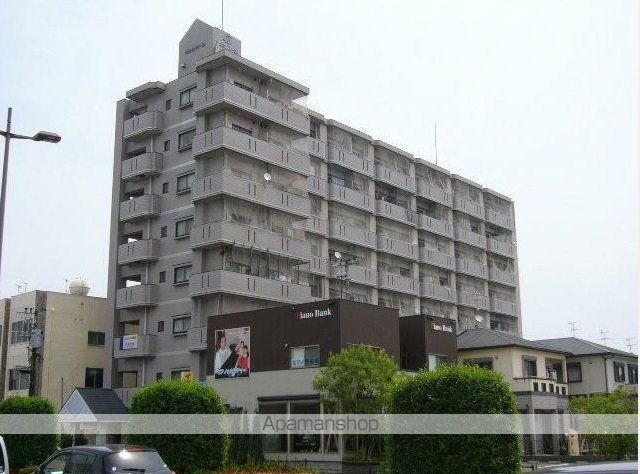 ビッグバーンズマンション神宮東の外観写真