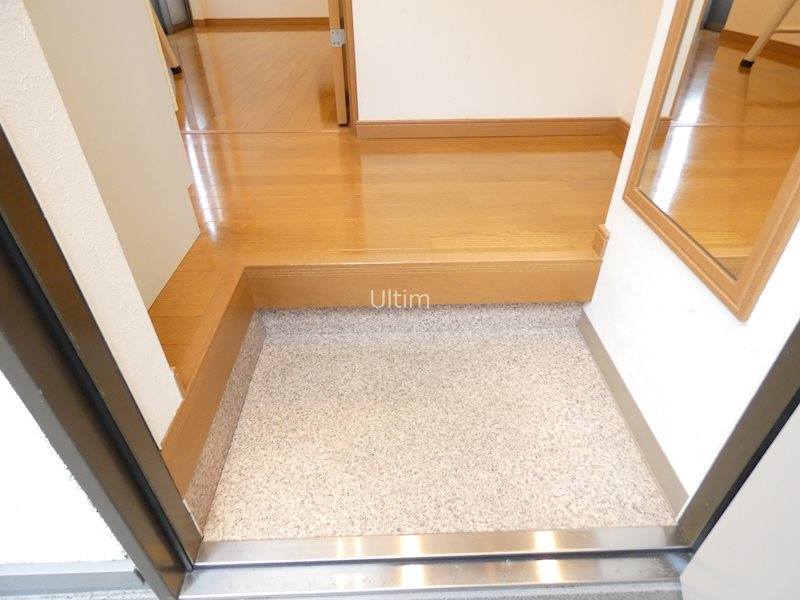 玄関　別室の画像です、ご参考までに