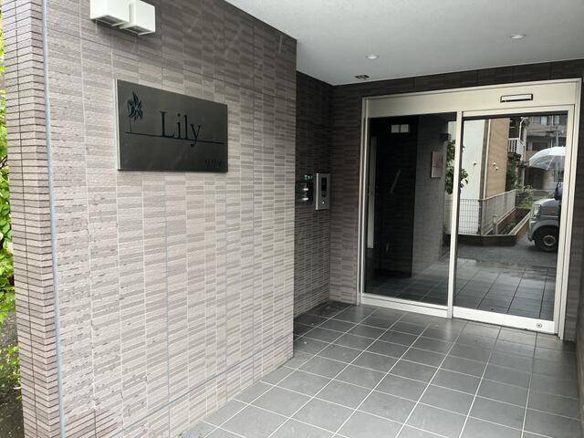 エントランス　角部屋です