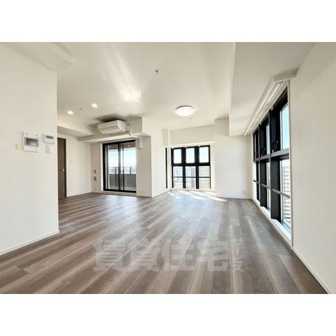 S-RESIDENCE千種belvia TOWRの居間写真