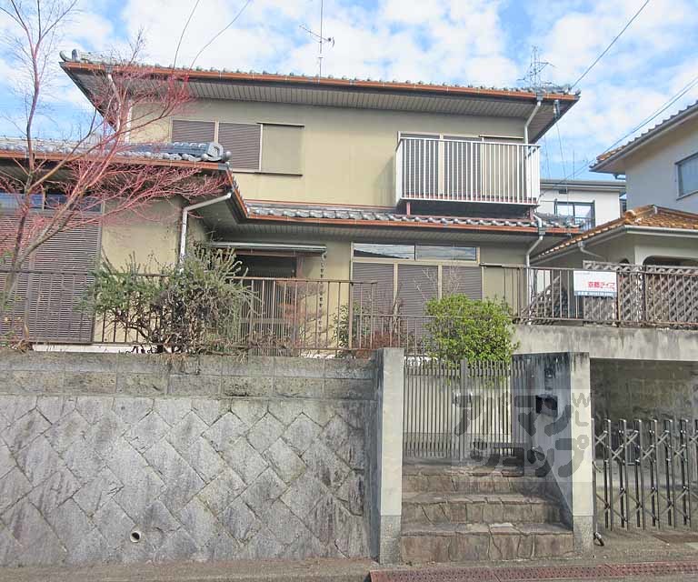 城陽市久世上大谷103-12貸家の外観写真