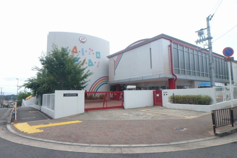 幼稚園・保育園　彩都敬愛幼稚園（幼稚園・保育園）まで673m
