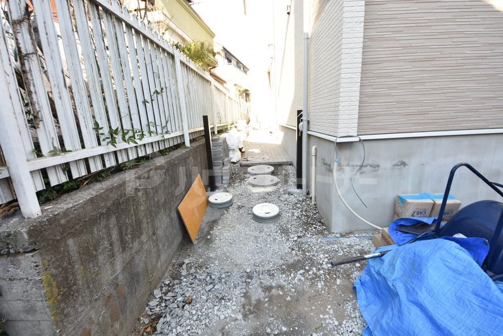 ＪＲ総武線 下総中山駅 徒歩6分 3階建 築6年の外観写真