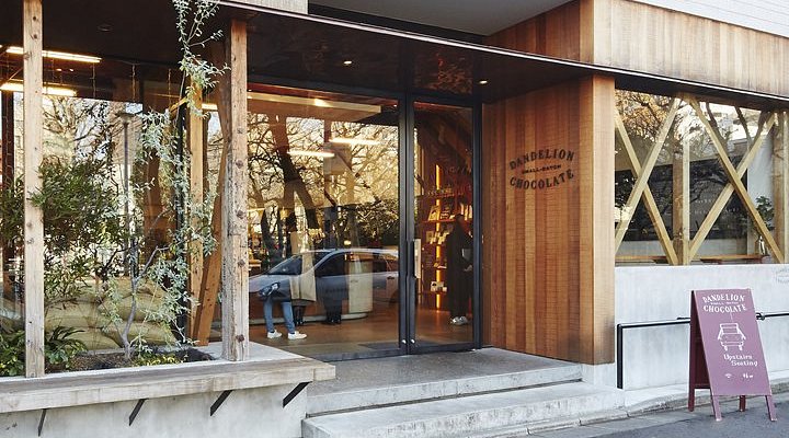 飲食店　ダンデライオン・チョコレート ファクトリー&カフェ蔵前（飲食店）まで178m