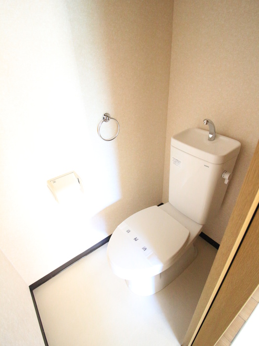 由比ガ浜コ-トハウスのトイレ写真