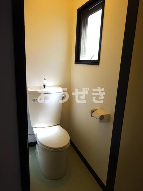 ＪＲ京浜東北線 横浜駅 徒歩17分 3階建 築39年のトイレ写真