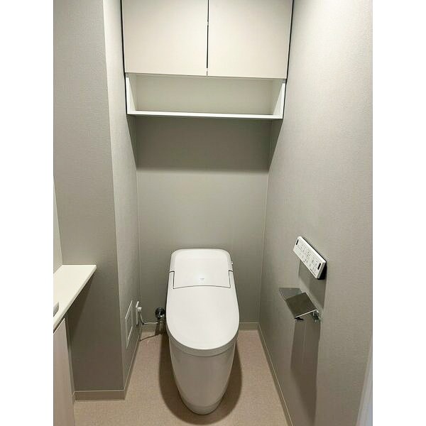 デュオヴェール札幌南5条のトイレ写真