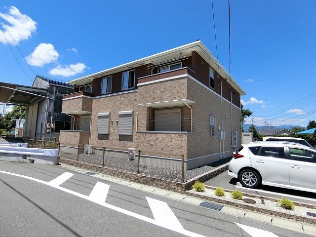 ＪＲ関西本線 亀山駅 徒歩22分 築13年