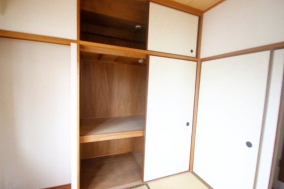 収納　※別号室の写真です