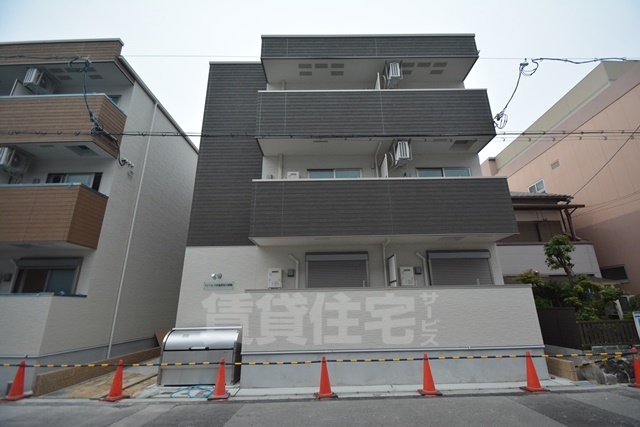 地下鉄四つ橋線 北加賀屋駅 徒歩10分 築6年