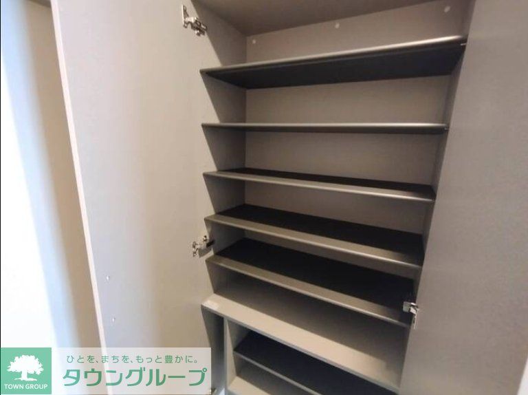 収納　設備