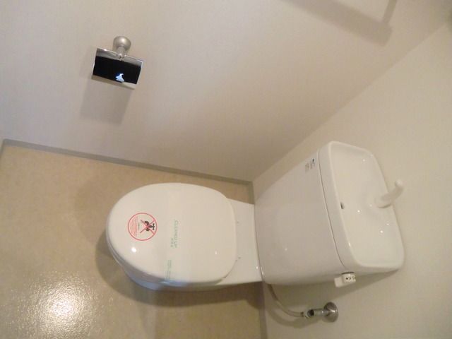 トイレ　※別部屋の参考写真です。