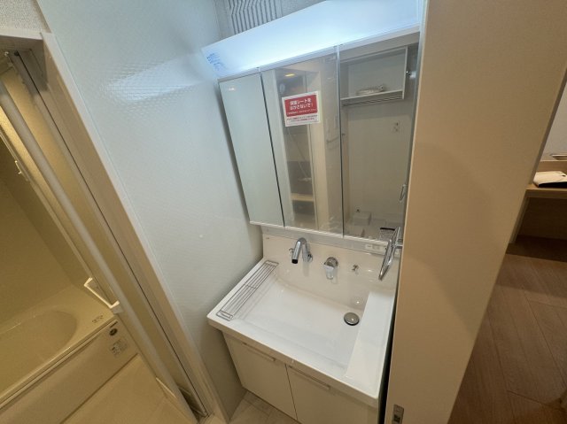 洗面設備　写真は同仕様