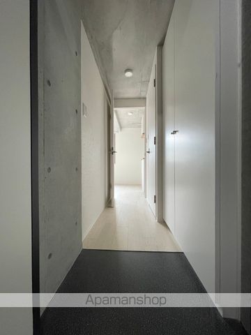 ＪＲ京浜東北線 石川町駅 徒歩7分 5階建 築2年の玄関写真