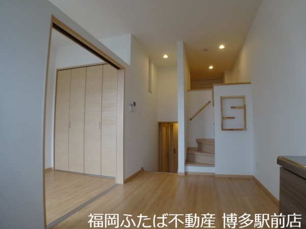 クレア多の津の居間写真