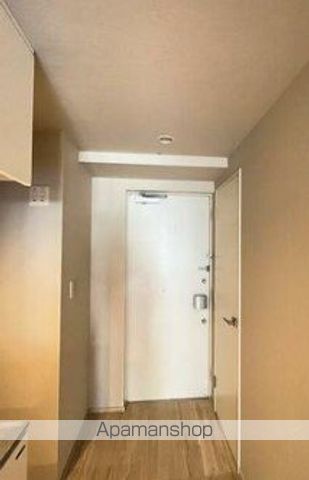 カスタリア麻布十番七面坂の玄関写真