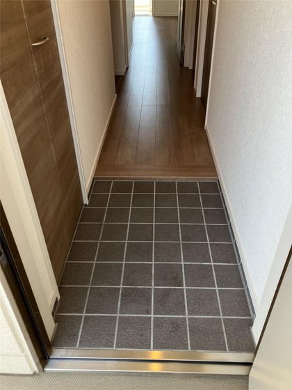 玄関　他号室のお写真です