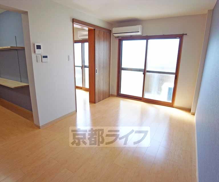 居室・リビング　綺麗なお部屋です。
