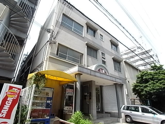 神戸市東灘区深江浜町のマンションの建物外観