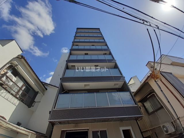 兵庫県神戸市中央区坂口通７の賃貸マンションの外観