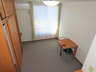 居室・リビング　ベッドからのアングルです