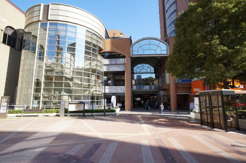 ショッピングセンター　ソリオ宝塚（ショッピングセンター）まで1093m