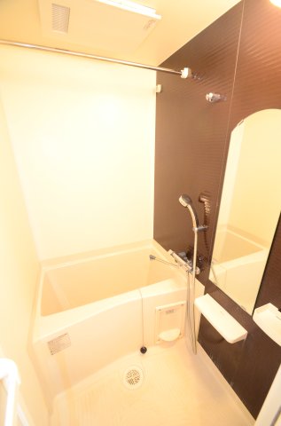 バス・シャワールーム　日々の疲れを癒すお風呂付です