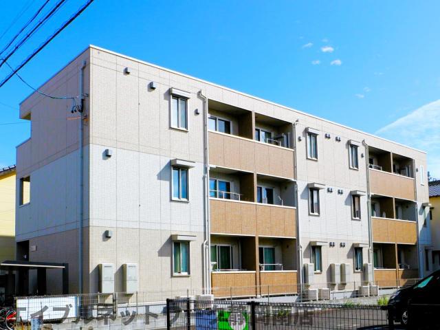 【静岡市駿河区中田のアパートの建物外観】