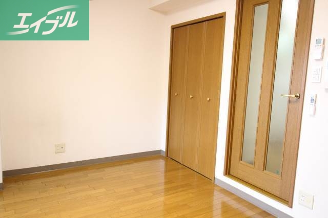 居室・リビング　他のお部屋の写真です。実際とは異なります。