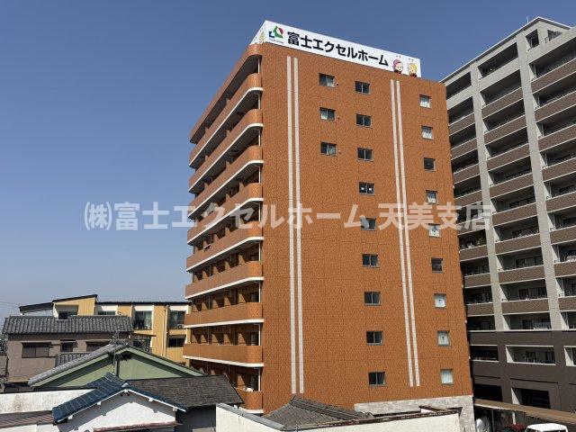 ふぁみーゆ天美南の建物外観