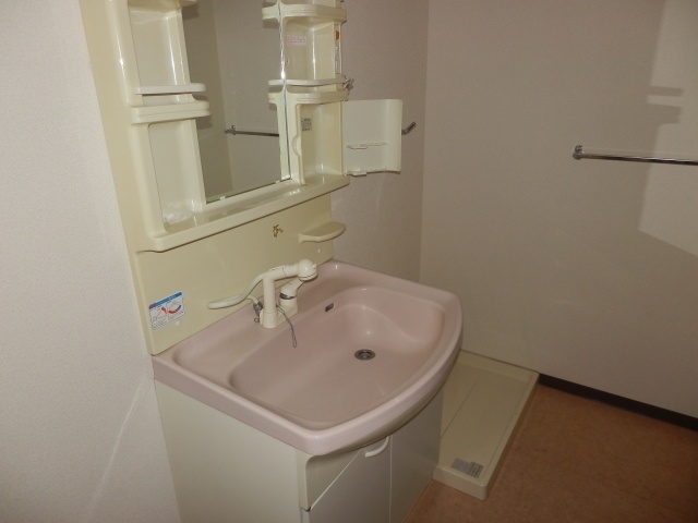 洗面設備　サンプル写真となります。