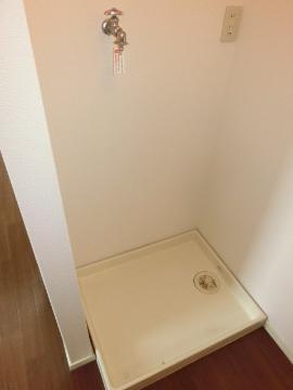 レーベンファミール鮎川　その他設備　洗濯パン