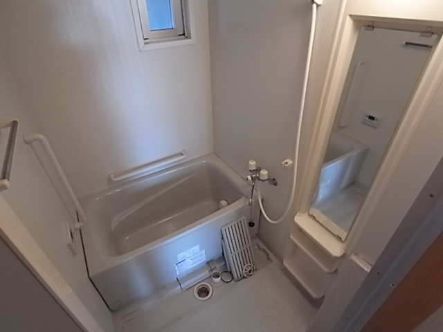 バス・シャワールーム　風呂