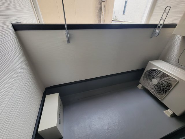 バルコニー　バルコニーからの眺めを楽しみながら食事をしませんか