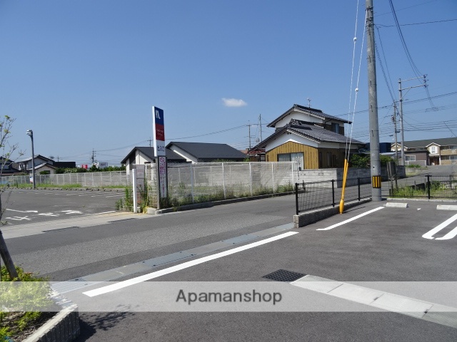 その他　前面道路（その他）まで0m