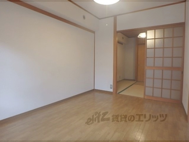 居室・リビング　洋室
