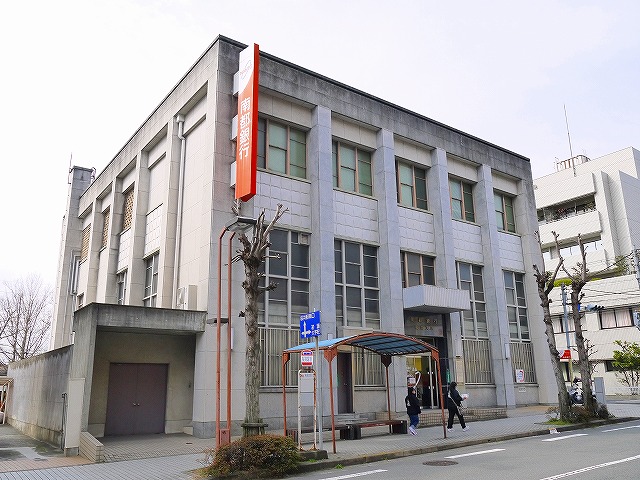 銀行　南都銀行　桜井支店（銀行）まで589m